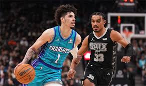 新华社：追光丨亚运会三连胜，中国男篮将迎更强“试金石”nba...